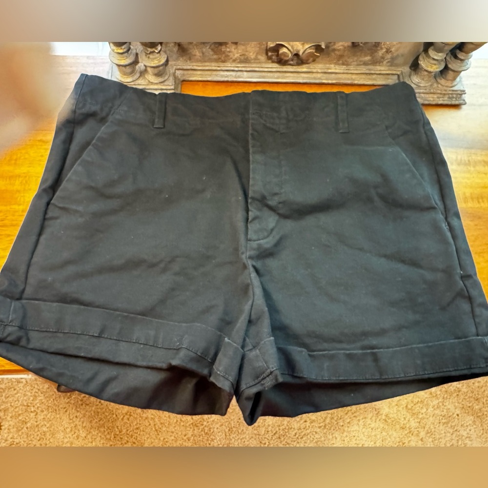 Banana Republic Black Women’s Shorts